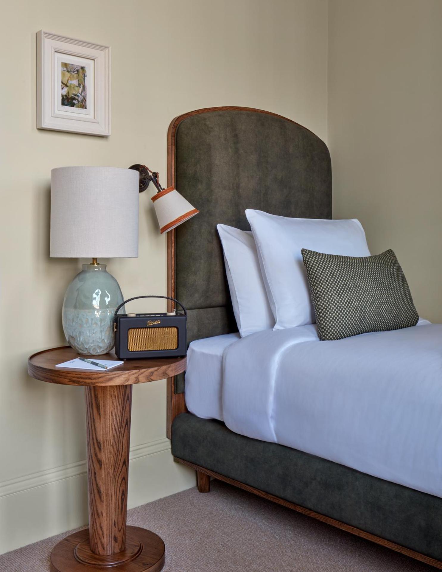 Miiro Templeton Garden Hotel London Exterior photo