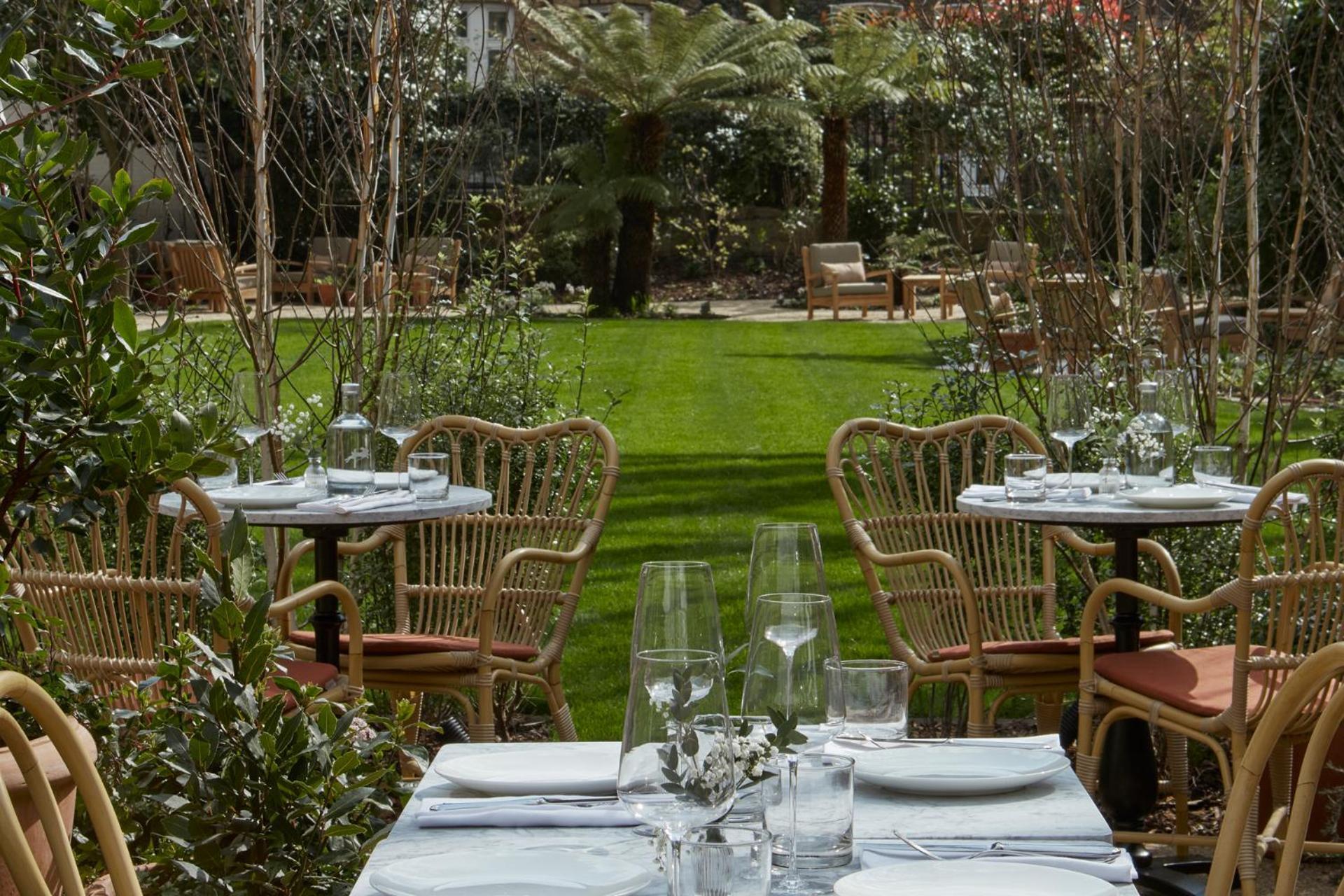 Miiro Templeton Garden Hotel London Exterior photo